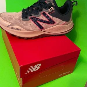 New Balance women size 9 shoes